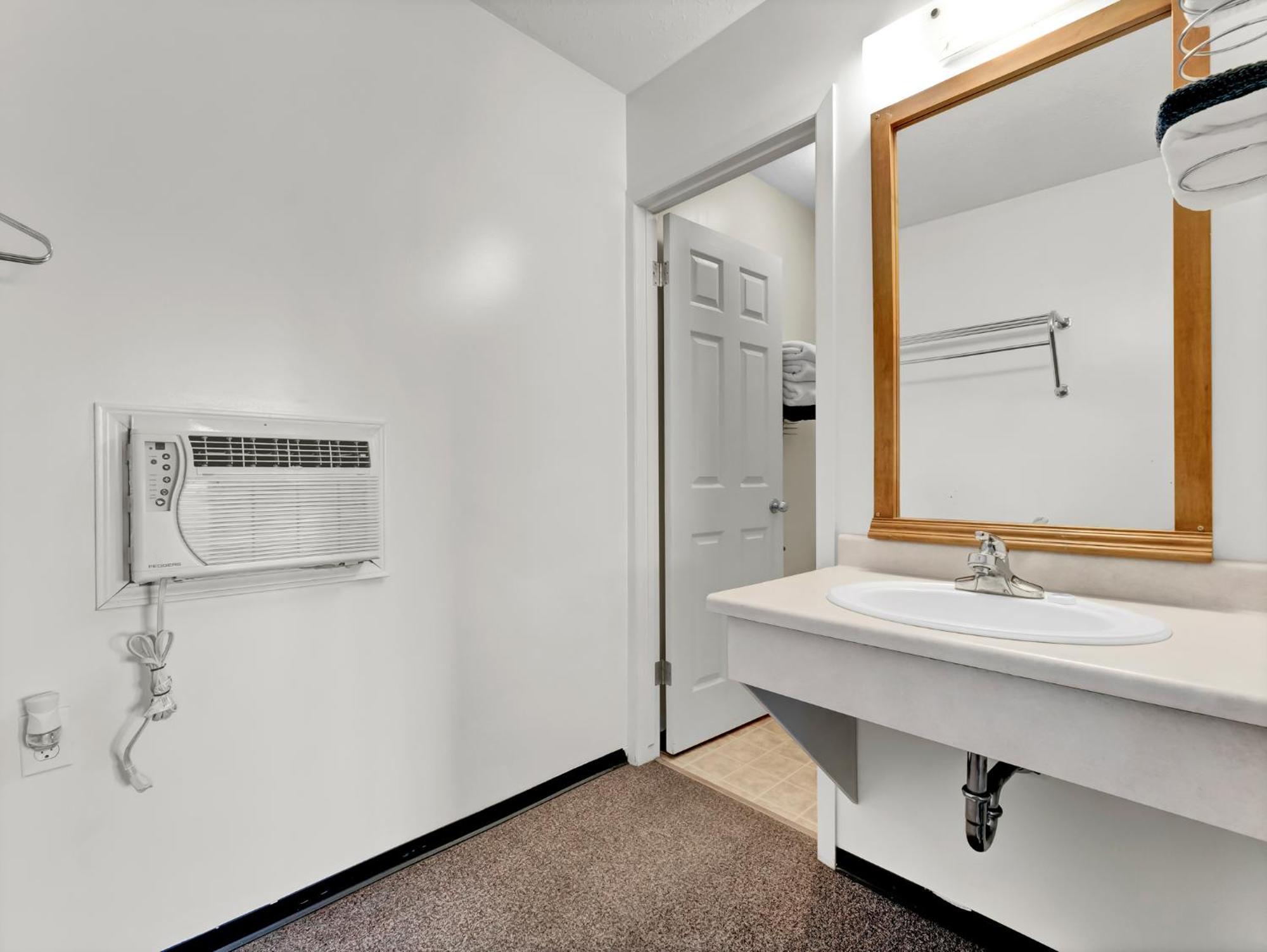Ranchmen Motel Medicine Hat Ngoại thất bức ảnh