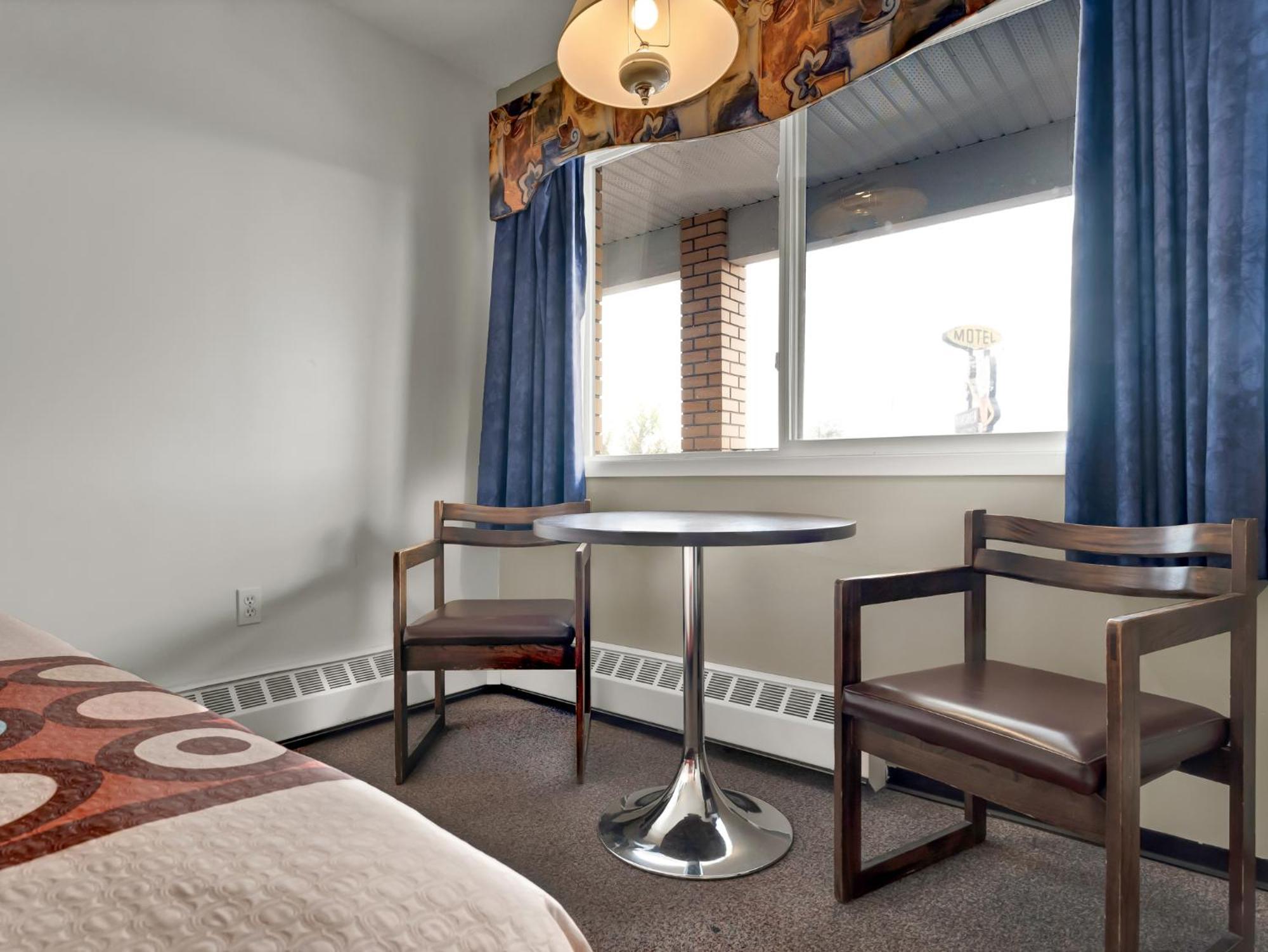 Ranchmen Motel Medicine Hat Ngoại thất bức ảnh